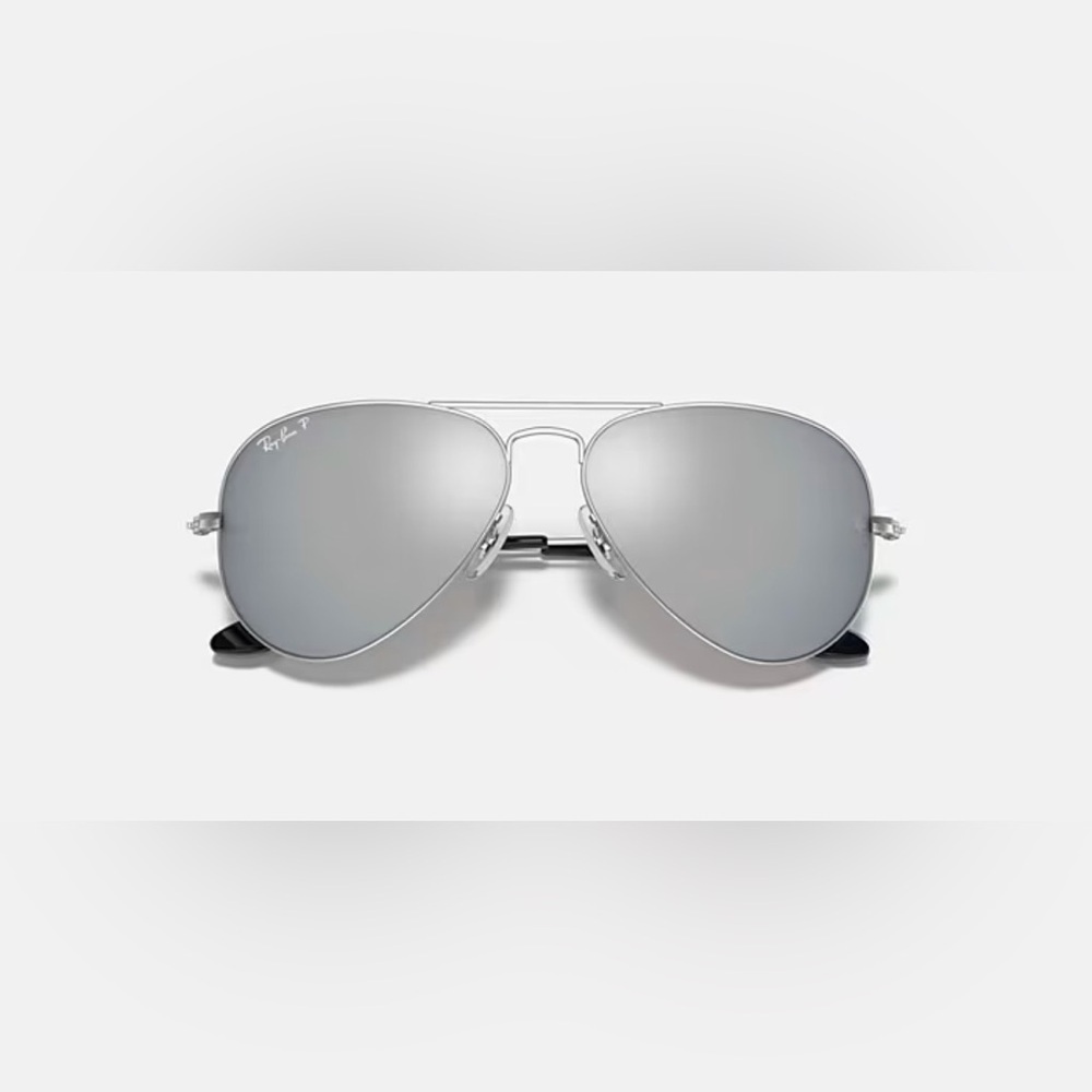 Stylish Ray-Ban Silver Mirror Aviator Sunglasses